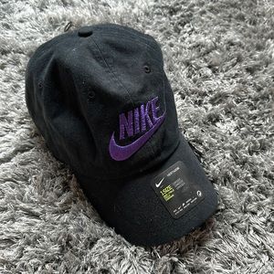 New Nike hat with tags